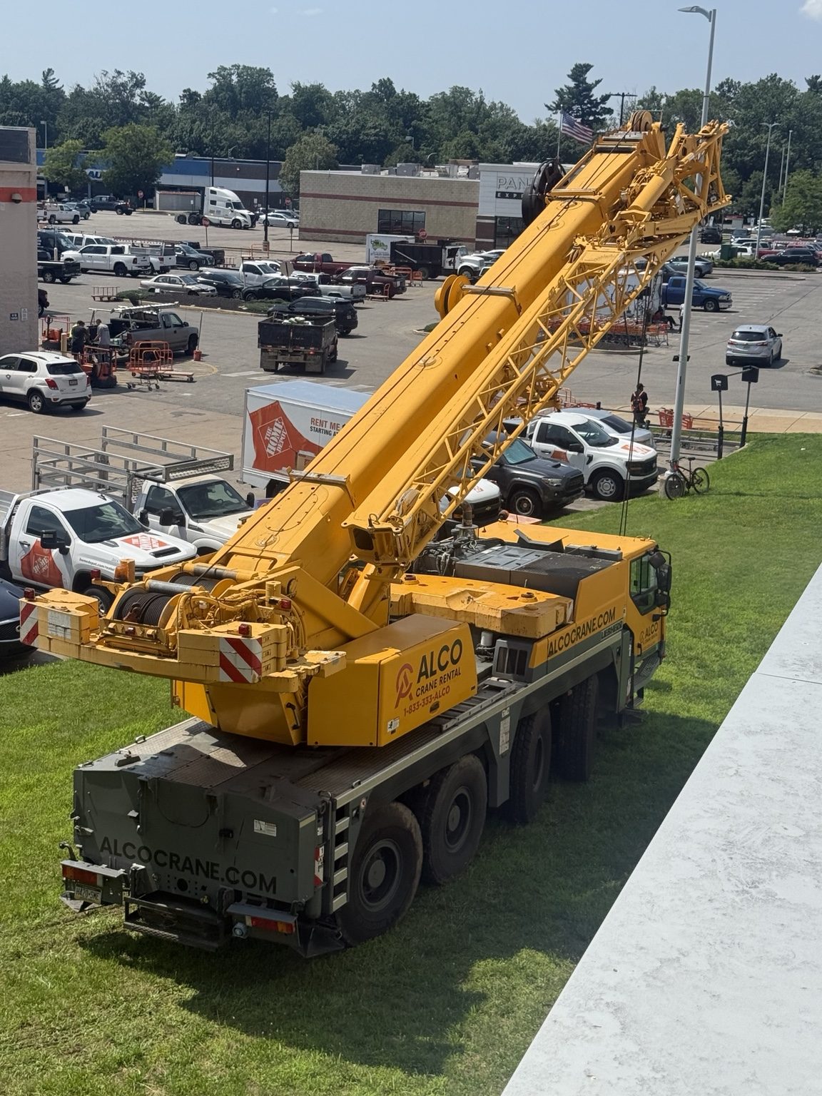 Crane Lift for Rooftop HVAC